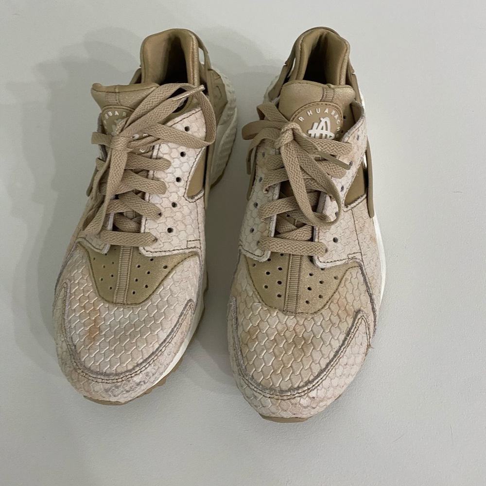 nike air huarache shoes